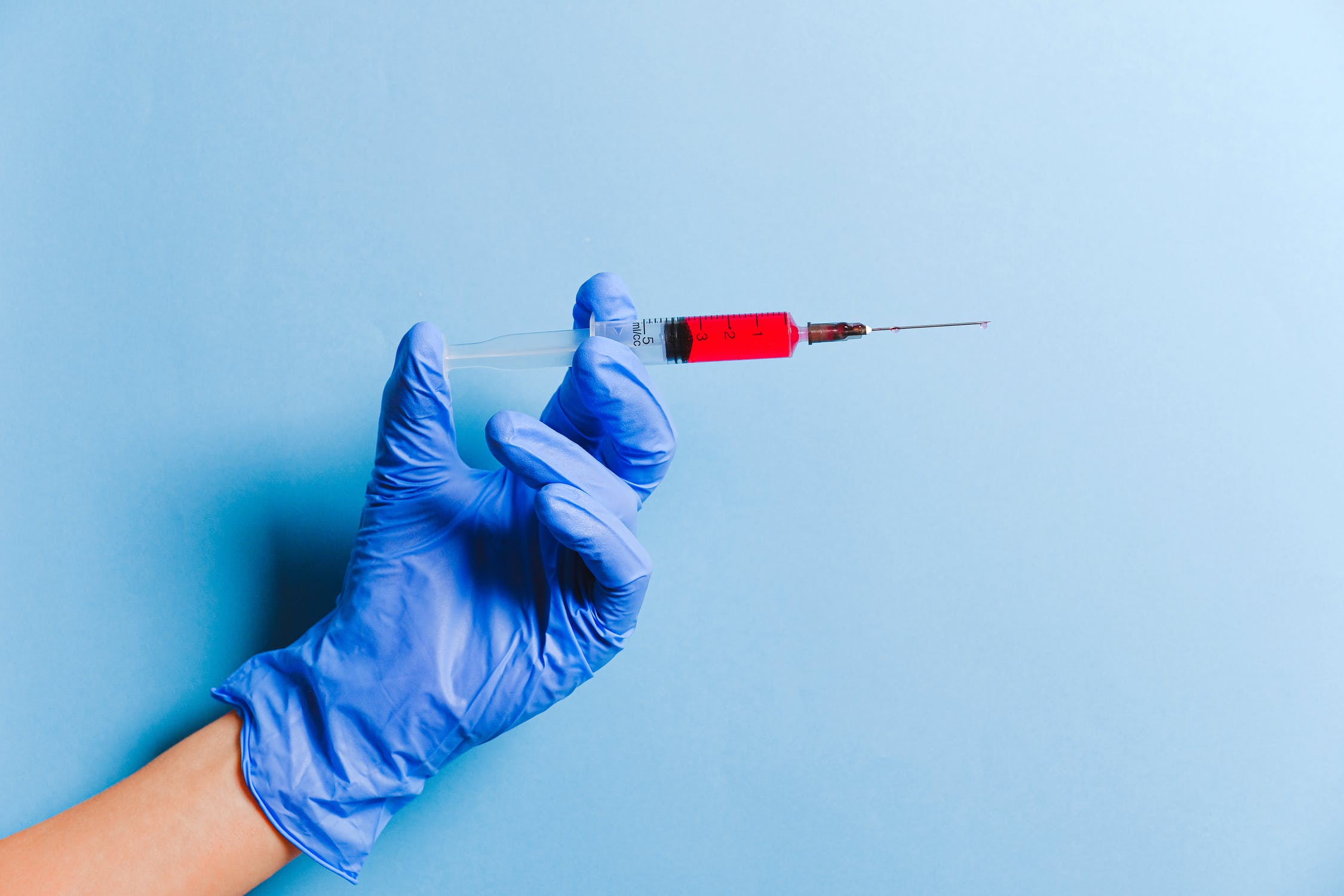 Vaccino personale scolastico: sono previsti permessi retribuiti?