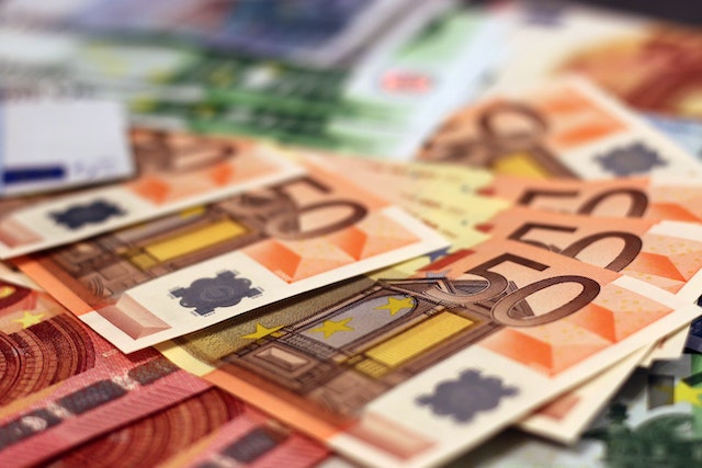 Scuola ultime notizie: nuovo bonus da 500 euro. Chi ne ha diritto?